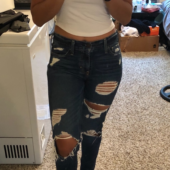 Distressed Boyfriend Jeans - Picture 3 of 3